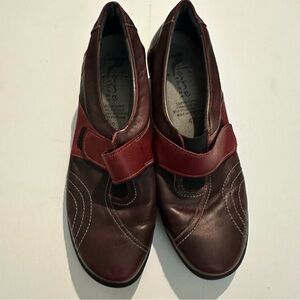 Milano Brown Flats Comfortable Slip-On Velcro Loafers Sz 42 (approx. size 10)